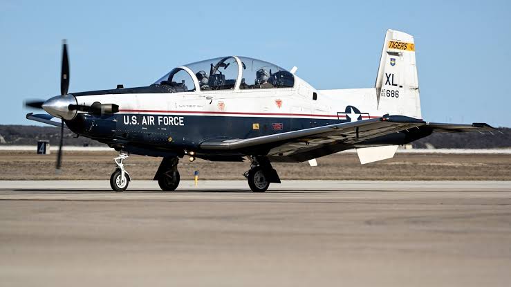 Texas: Air Force instructor ਪਾਇਲਟ ਦੀ ejection seat ਦੇ activate ਹੋਣ ਨਾਲ ਮੌਤ