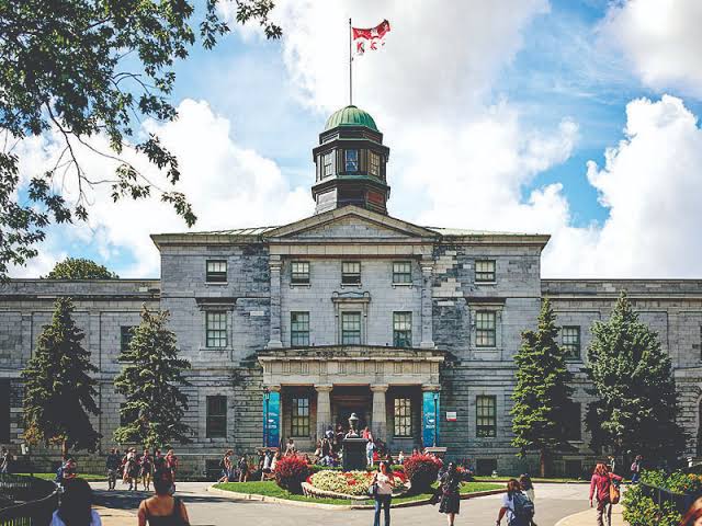 ਫਲਸਤੀਨੀ ਸਮਰਥਕਾਂ ਨੇ McGill University administration building ‘ਤੇ ਕੀਤਾ ਕਬਜ਼ਾ!